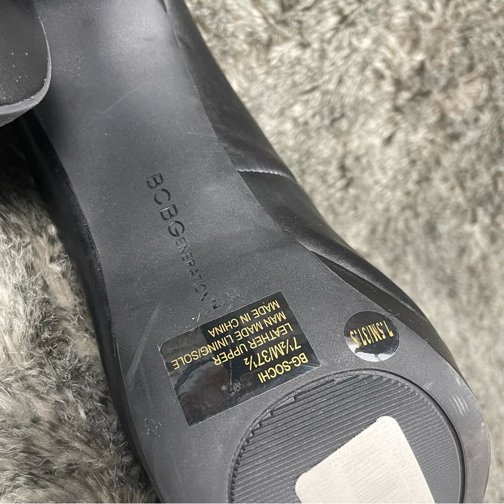 BCBGeneration Women's BG Sochi Dress Pump - Picture 8 of 8